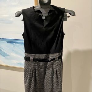 NWT Akris jumper.Black top houndstooth bottom. Belt attached with side pockets.